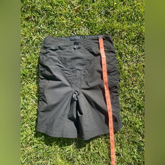 60s-70s Olga Black Girdle Shorts - Picture 4 of 9